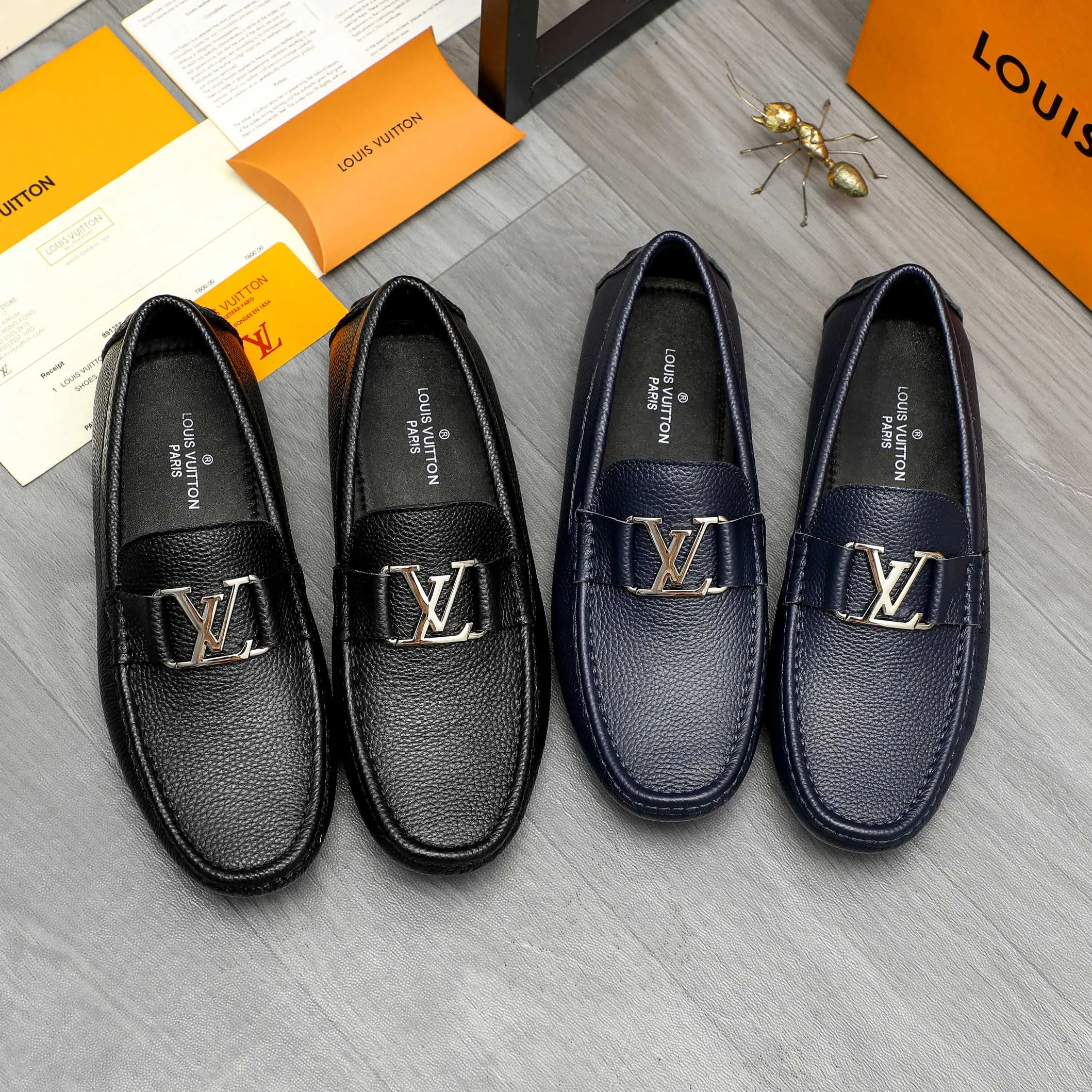 Men's shoes 💰420 Product trademark: LV "Louis Vuitton" casual slip-on shoes Regular size: 38-46 (45.46 custom-made, non-returnable) Product materials: Selected pebbled cowhide upper, sheepskin lining, original rubber outsole